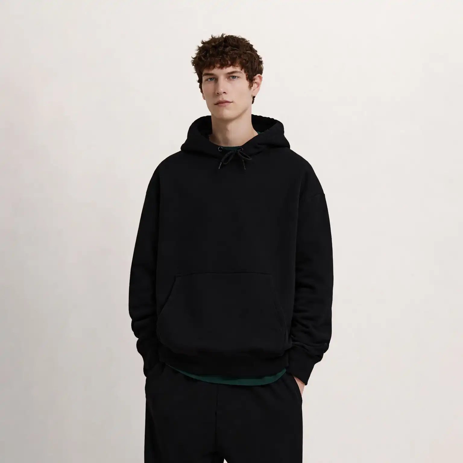 Buzo con Capucha Unicolor